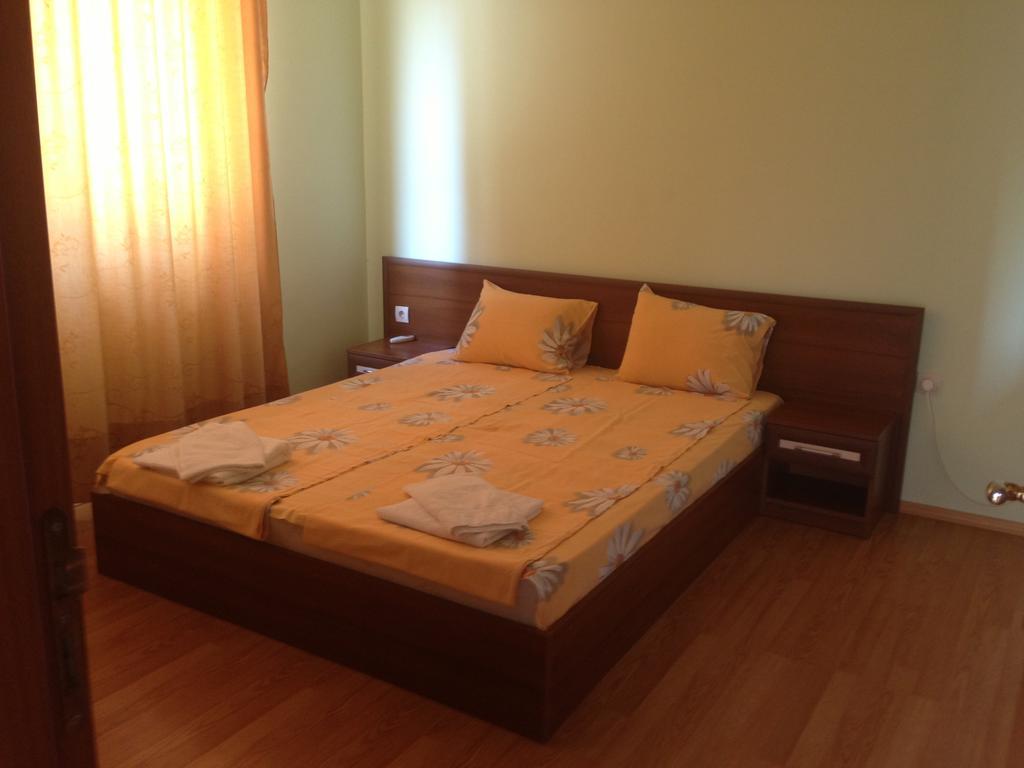 Gardenia Apartments Primorsko Cameră foto